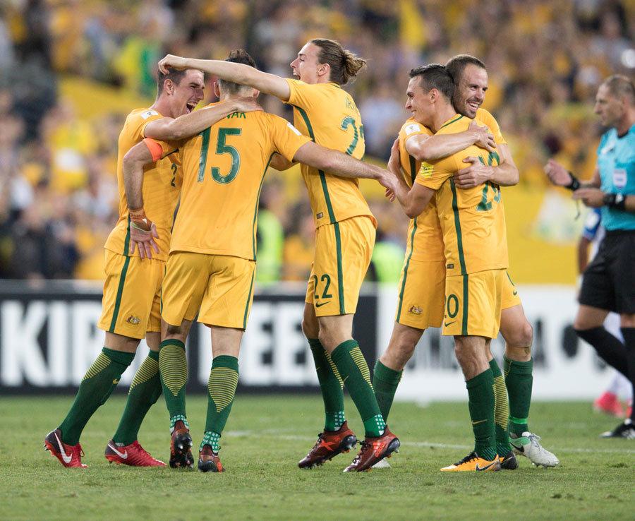 琼斯继续在 琼斯继续在