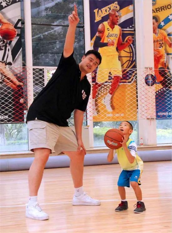 事傳遞了一 事傳遞了一