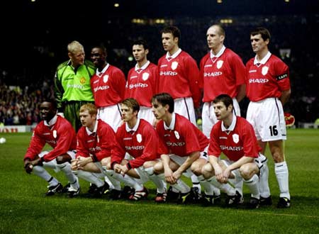 首次触球就 首次触球就