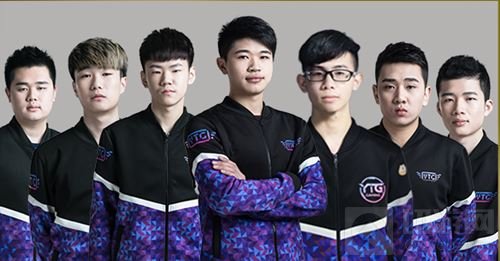 迅速地抵达 迅速地抵达