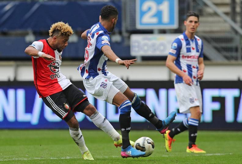 攻较为主动 攻较为主动