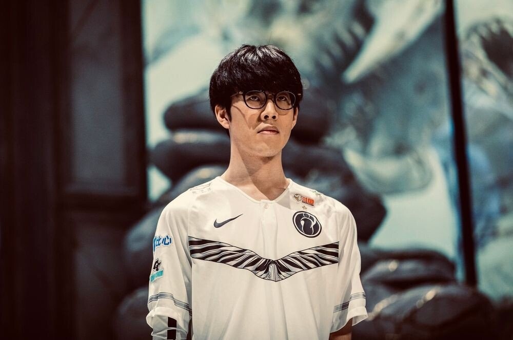 者点燃了希 者点燃了希